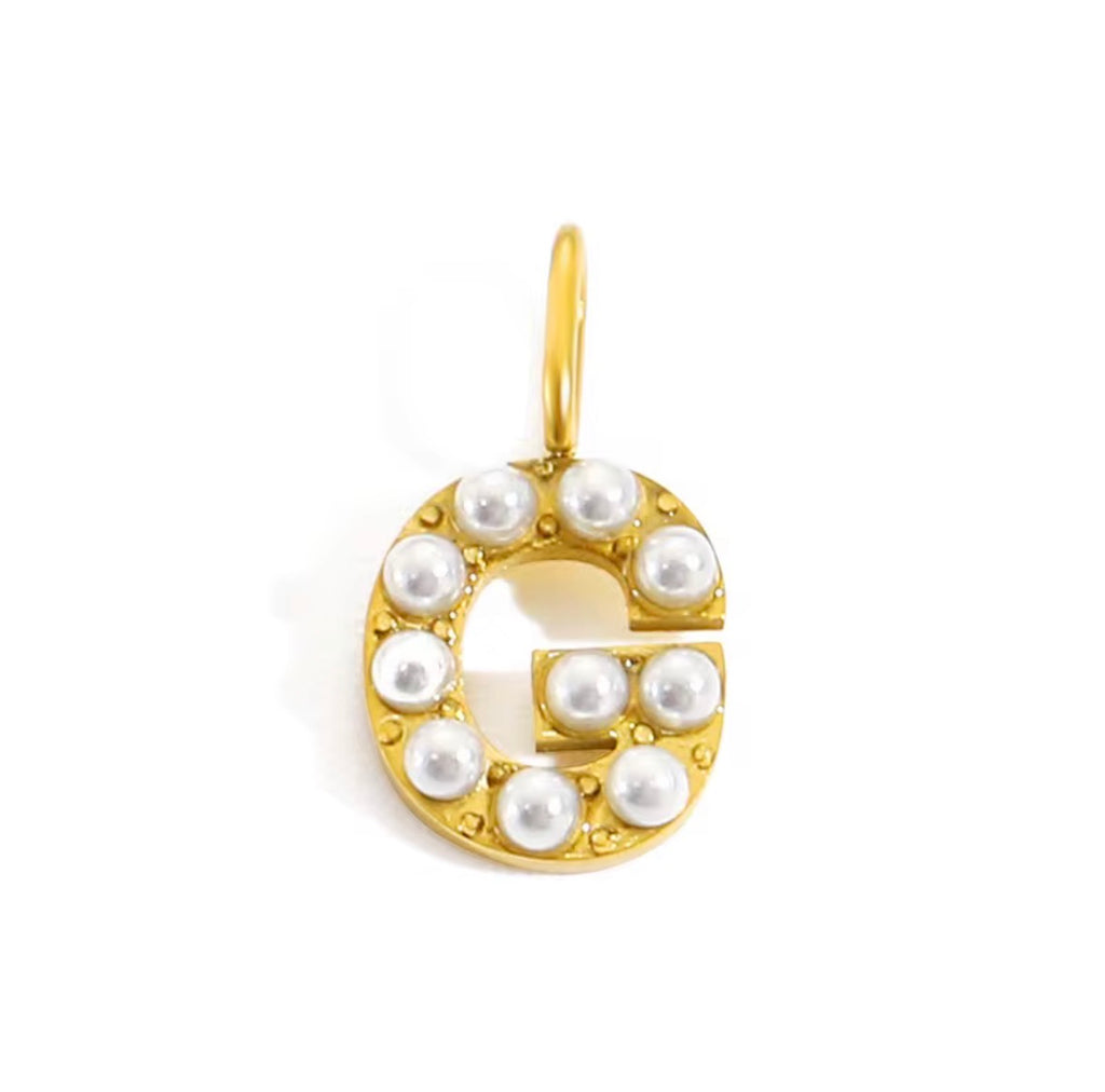 Core Pearl Initial Charm Necklace – 18K Gold PVD Stainless Steel