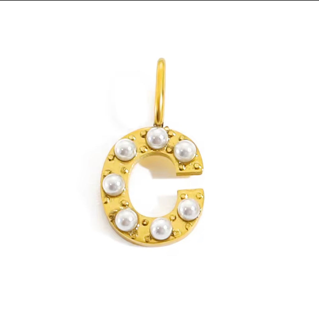 Core Pearl Initial Charm Necklace – 18K Gold PVD Stainless Steel