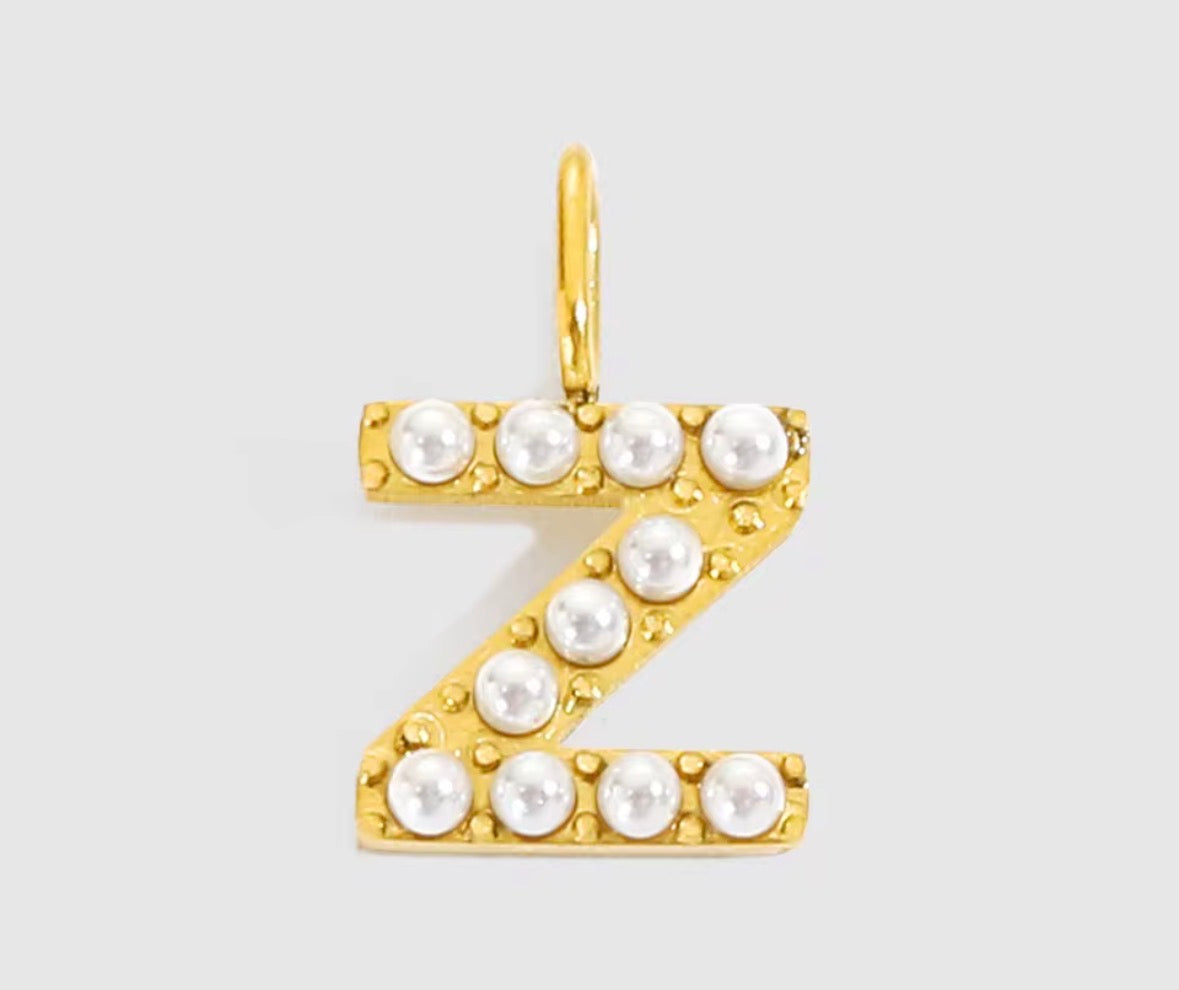 Core Pearl Initial Charm Necklace – 18K Gold PVD Stainless Steel
