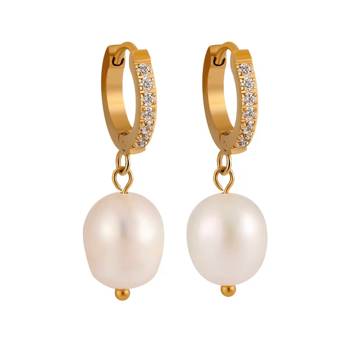 Core Pearl Radiance Huggie Earrings