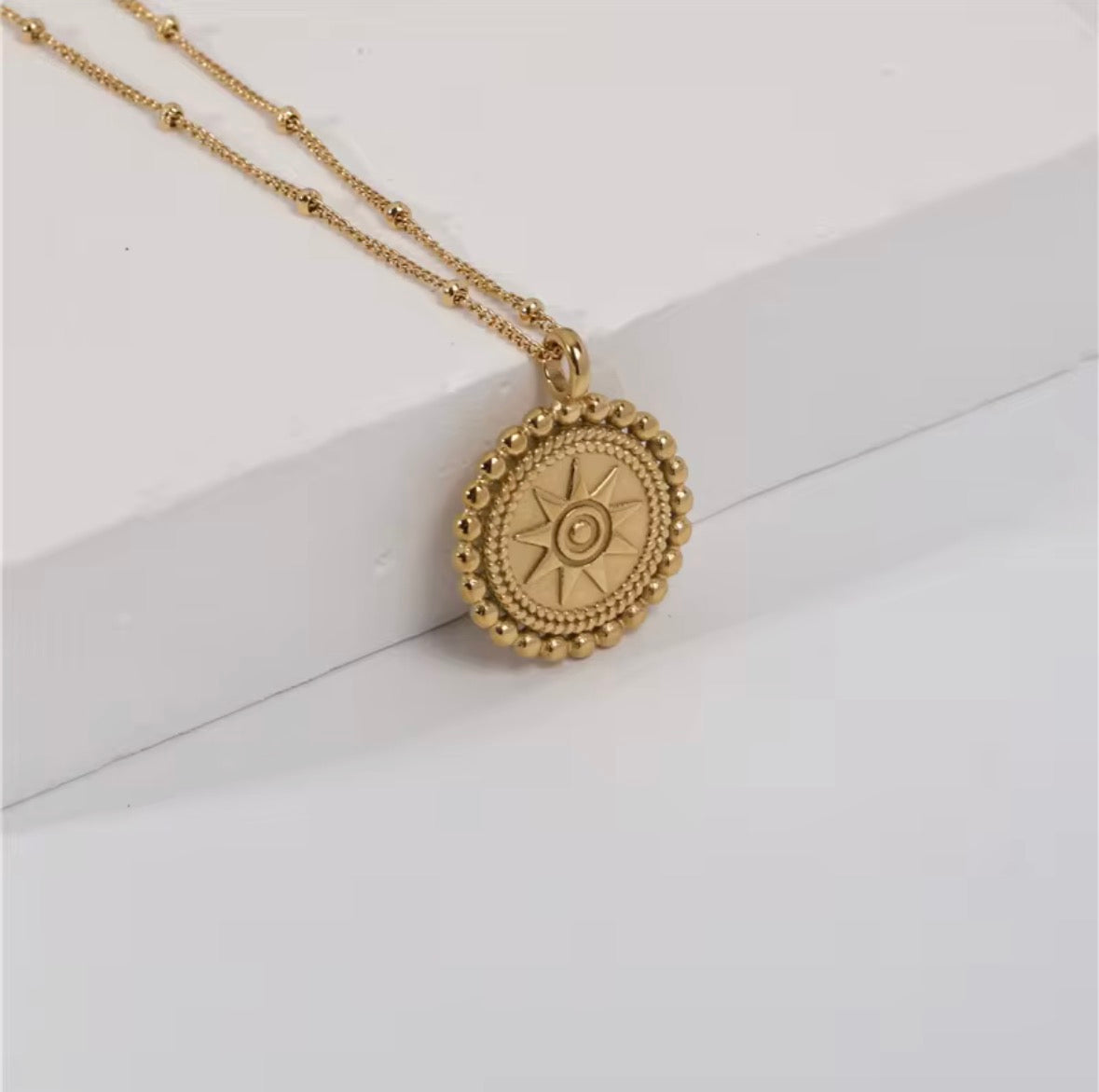 Core Soleil Medallion Necklace